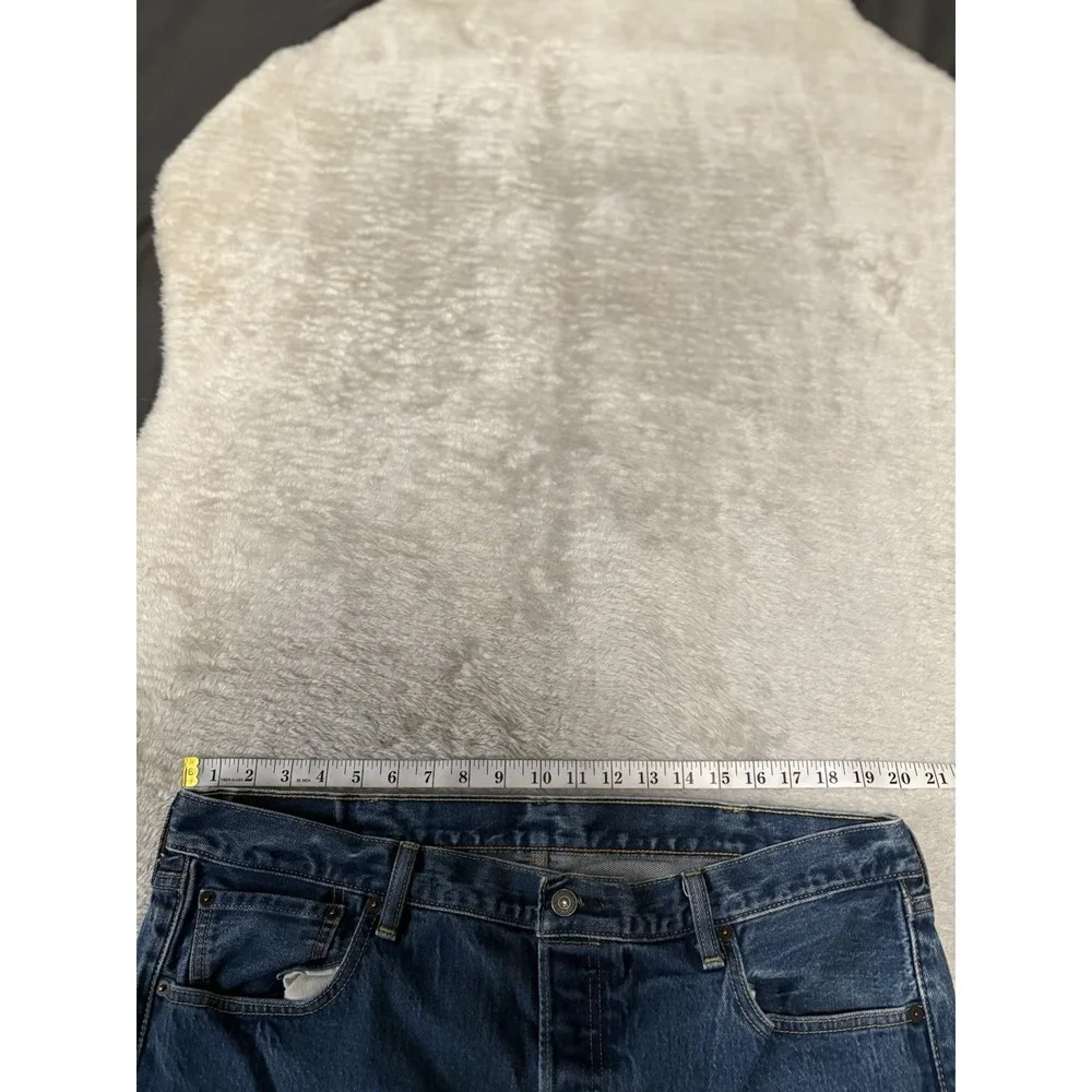 Levis used look